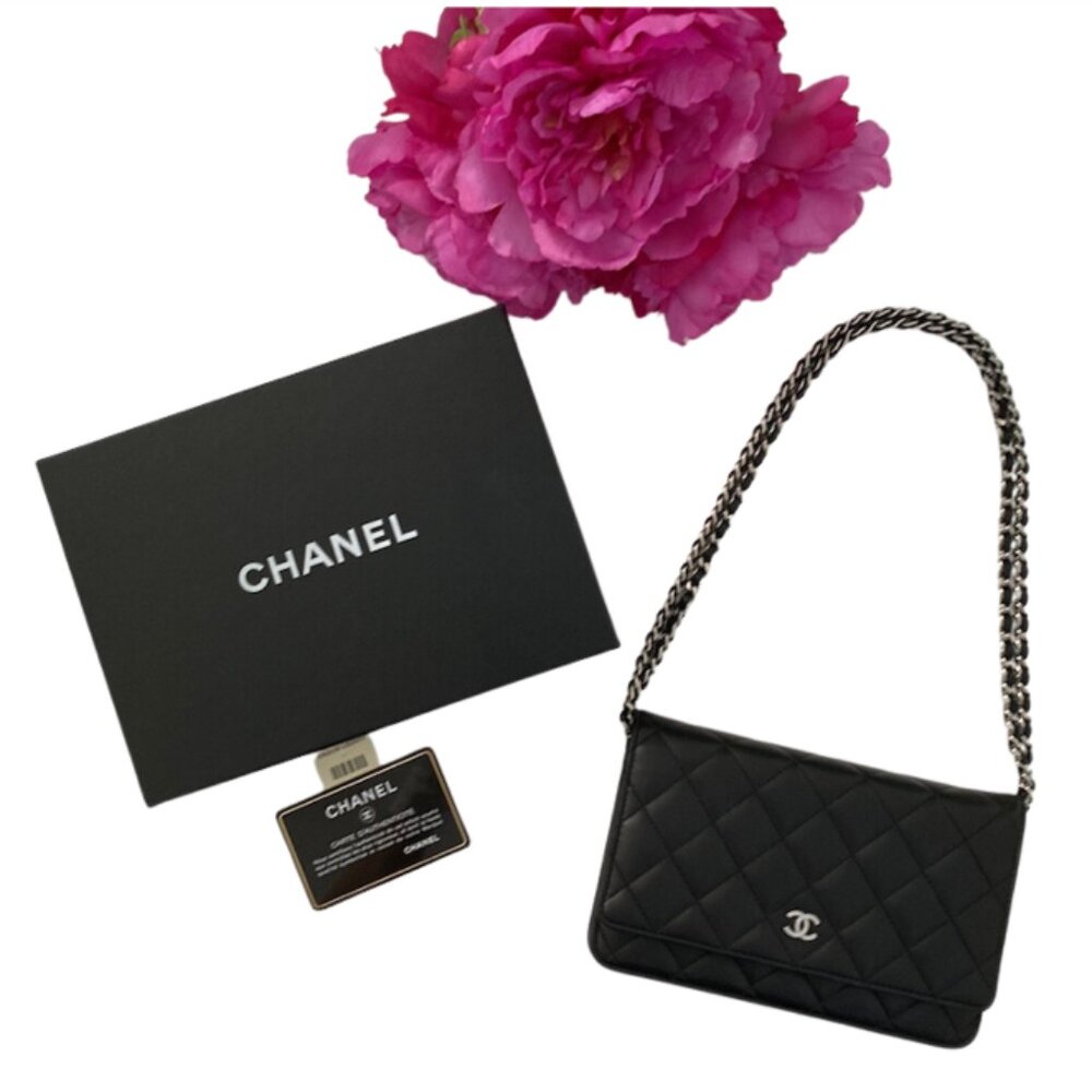 CHANEL Wallet on Chain AUTHENTIC!